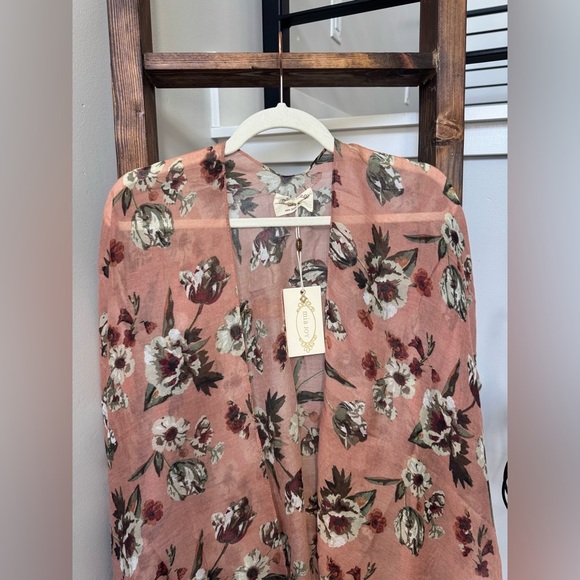 Joyfolie Mia Joy Floral Dusty Rose kimono - Picture 3 of 3